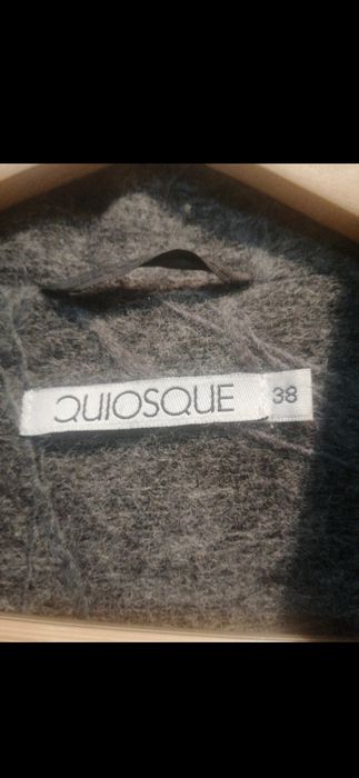 Szary płaszczyk z ornamentem wełna 60% Quiosque 38