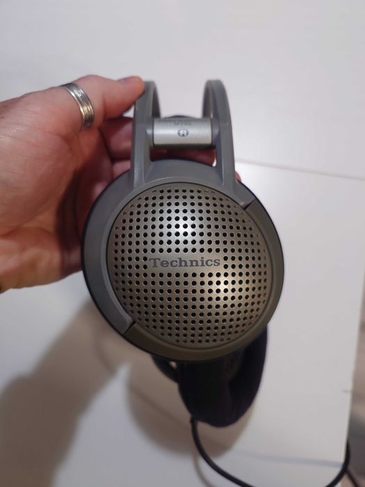 słuchawki TECHNICS RP - F500
