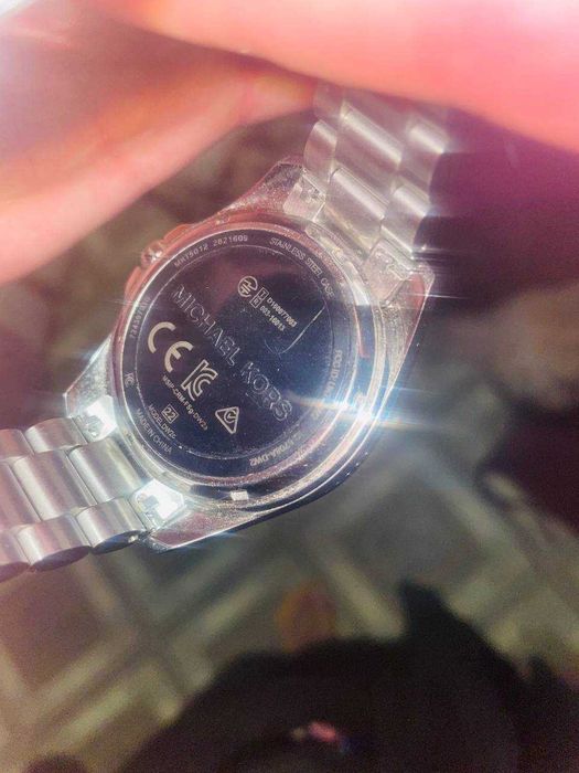 Часы смарт Michael kors