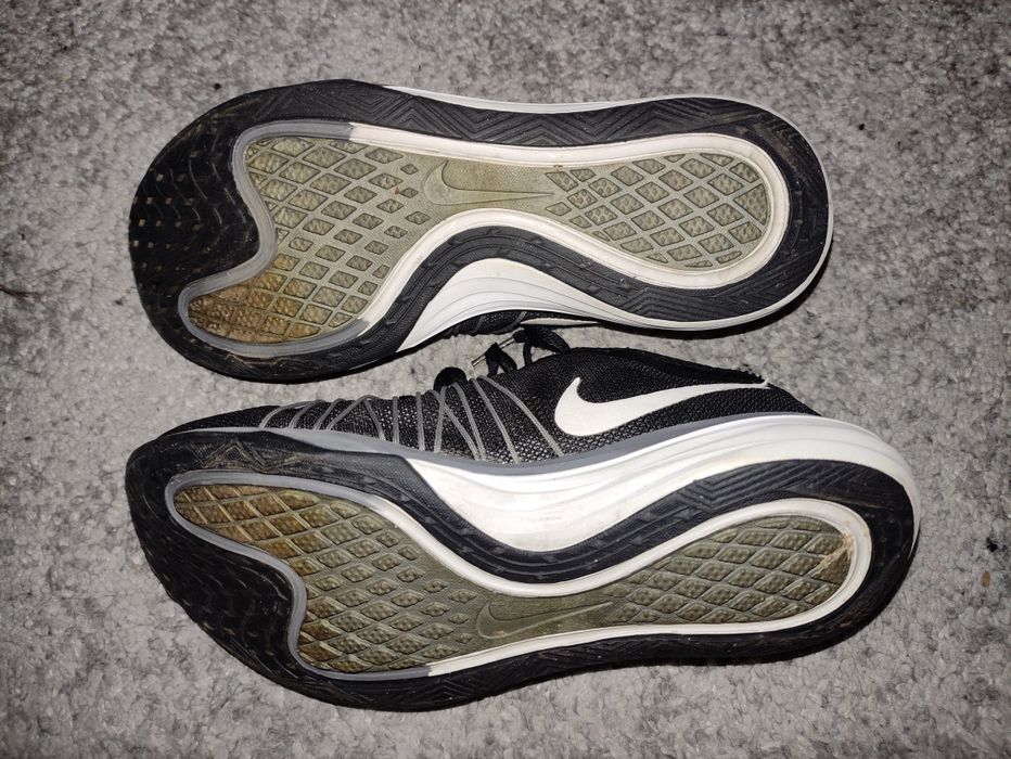 Ténis Nike Women's Dual Fusion TR Hit - muito pouco usados