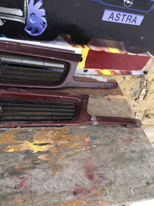 Решітка опель астра ф