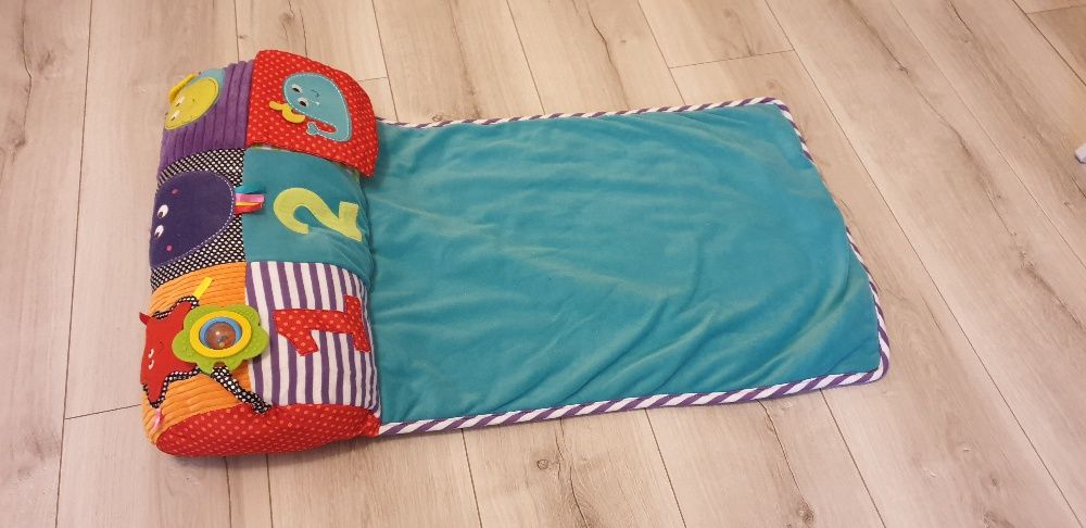 Mamas & Papas wałeczek pod brzuszek Tummy Time Baby Play
