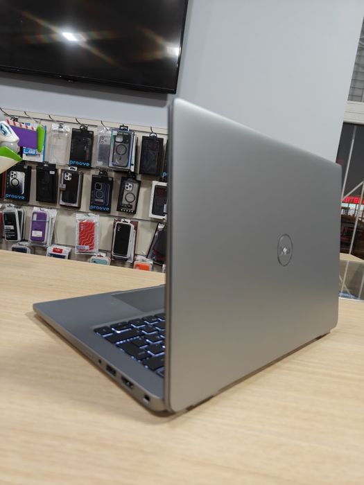 Dell Latitude 5340 - i5-1345U/16GB/256GB/Iris Xe/Full HD IPS/