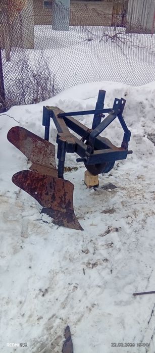 Продам плуг 2.25