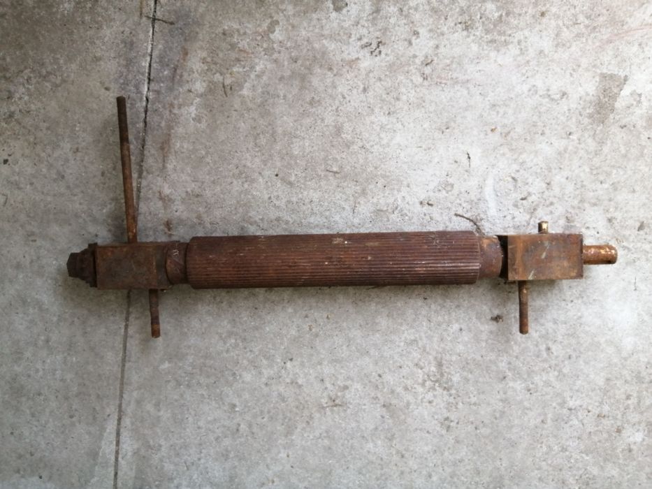 Vendo rolos de arrasto dentados