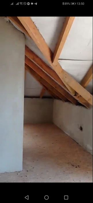 Продається добротній будинок недалеко від міста