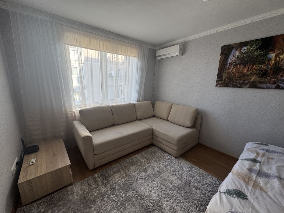 Затишна квартира подобово біля Дніпра