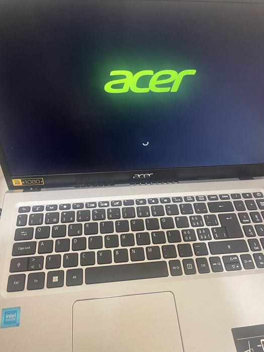 Computador portátil acer