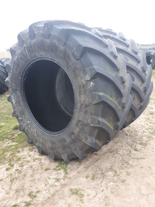 2 sztuki opony Wzmocnione TRELLEBORG 900/60 R - 42 TM1000