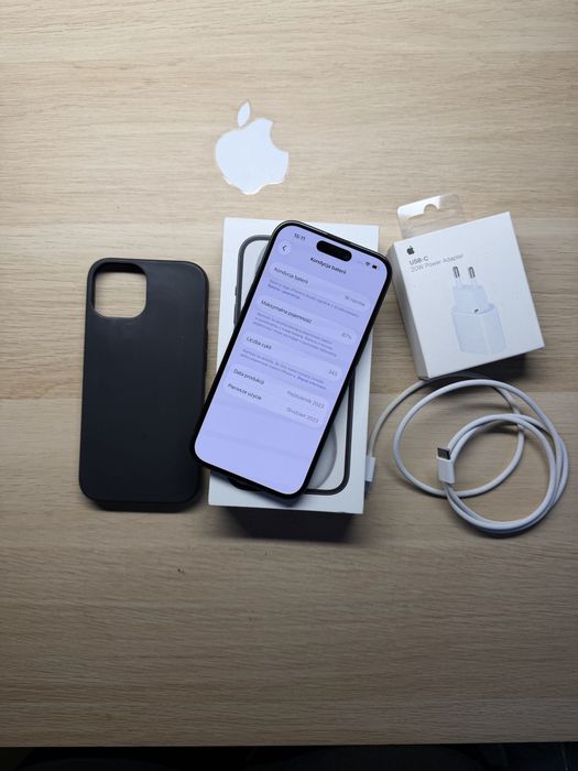 iPhone 15 128gb czarny bateria 87% komplet