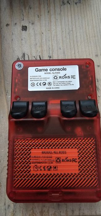 Konsola przenośna R36S game console game pad