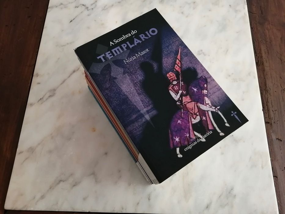 vários livros, valor variado