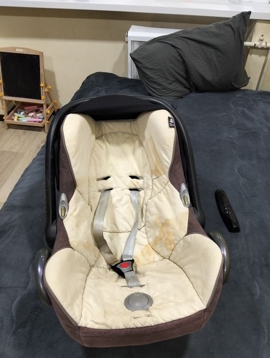 Автокрісло для немовлят Maxi Cosi