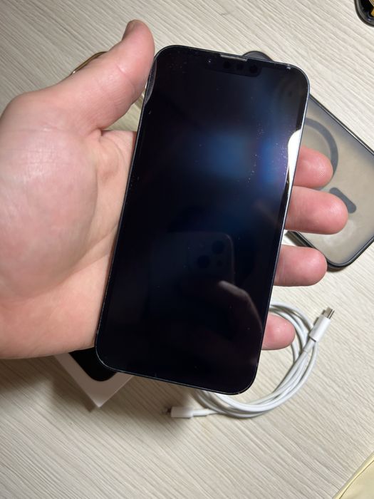 Iphone 13 128gb + gratisy