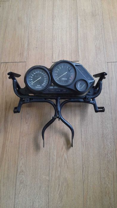 QUADRANE OEM KAWASAKI ZZR1 1 0 0 1 9 9 1