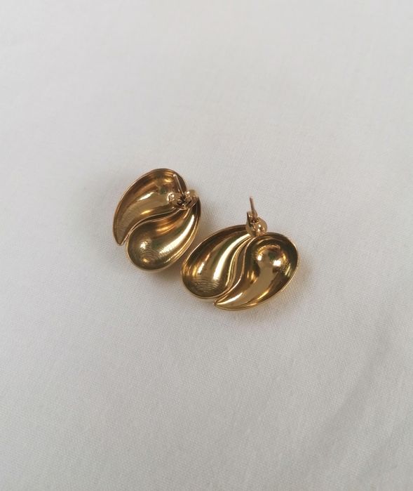 Brincos Dourados