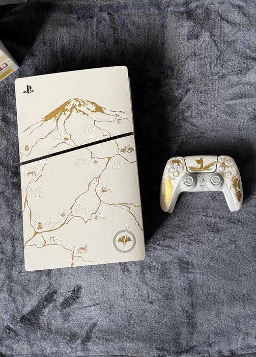 PlayStation 5 slim blu-ray  1TB Ghost of Yōtei Limited Edition