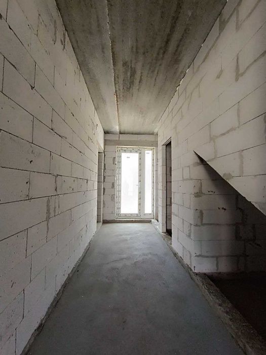 Продається ДУПЛЕКС з гаражем та власним подвір'ям, СОЦ. програми