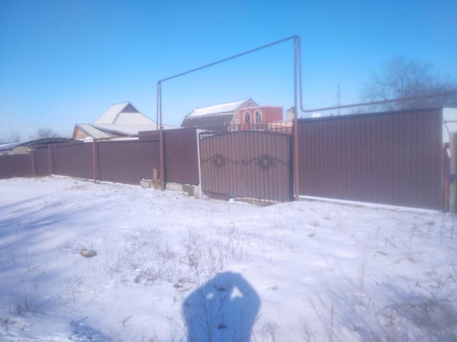 Продам просторный дом Красногорка