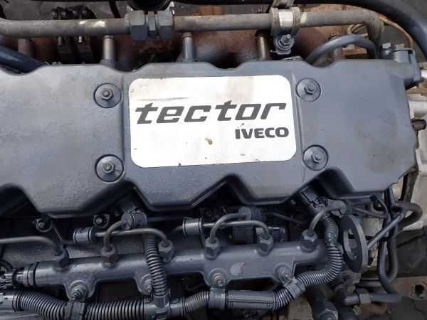 SILNIK IVECO EUROCARGO 5,9 TECTOR F4AE3681D  220kM 160kW z komputerem/sterownikiem