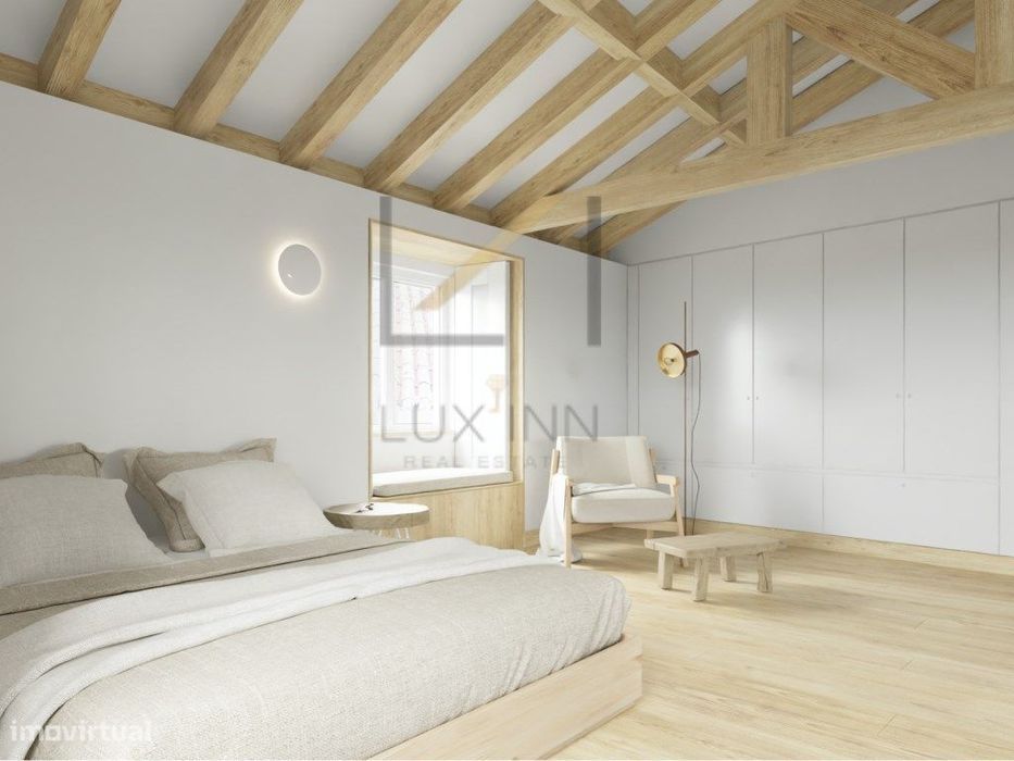 Prédio com 3 apartamentos em Constância