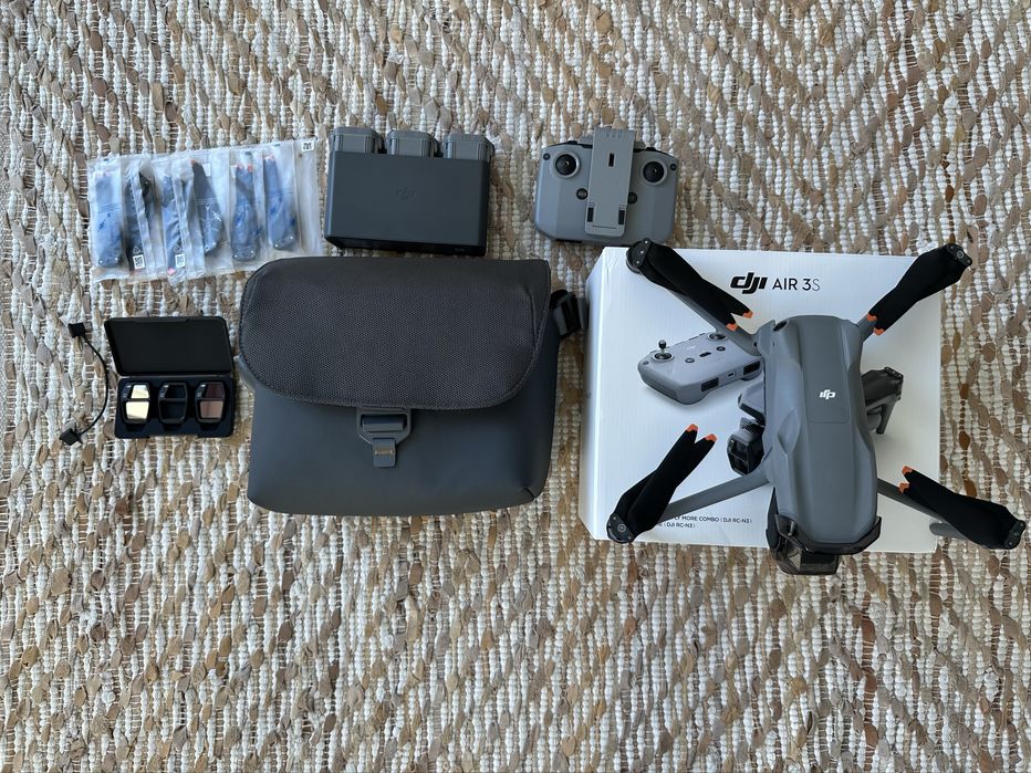 DJI Air 3S Fly More Combo (RC-N3)