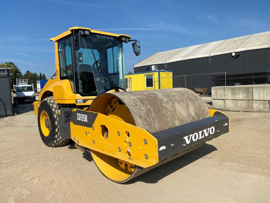 Bomag BW 151 AD-5 Walec tandemowy łamany na przegubie Wynajem walca