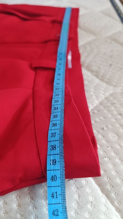 Жіночий святковий  брючний костюм червоний Італія