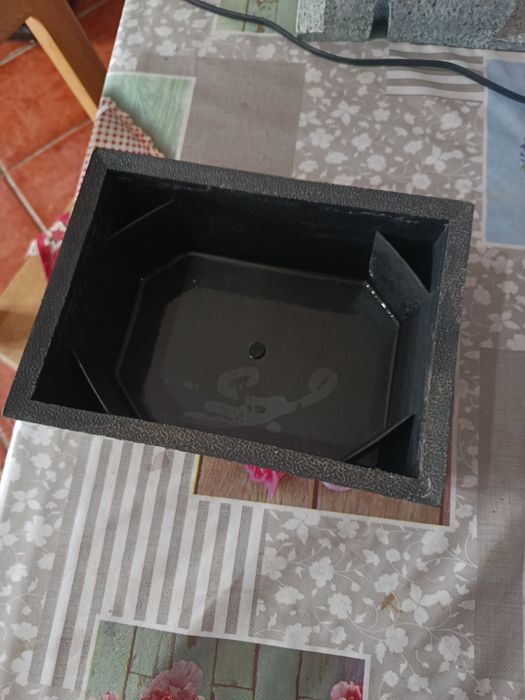Vendo fonte de Água decorativa de interior com estátua de Buda