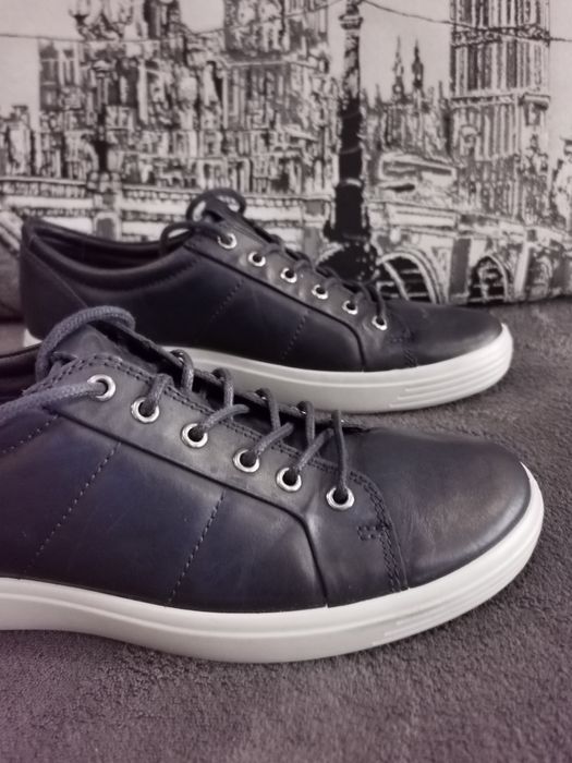 Кросівки 42 розмір, Ecco