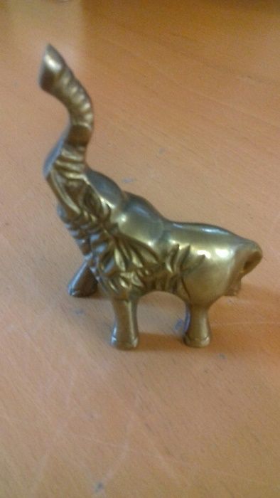 Sprzedam figurkę słoń z mosiądzu