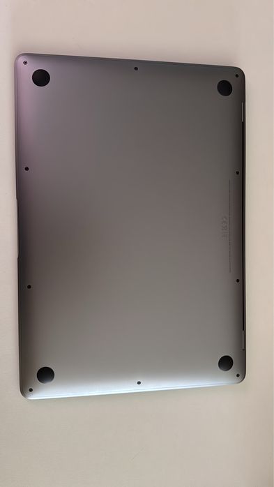 MacBook Air M1 13,3