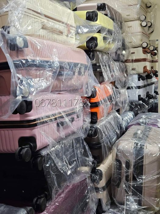 ДЕШЕВО ! Валізи чемоданы сумки на колесах ручна поклажа