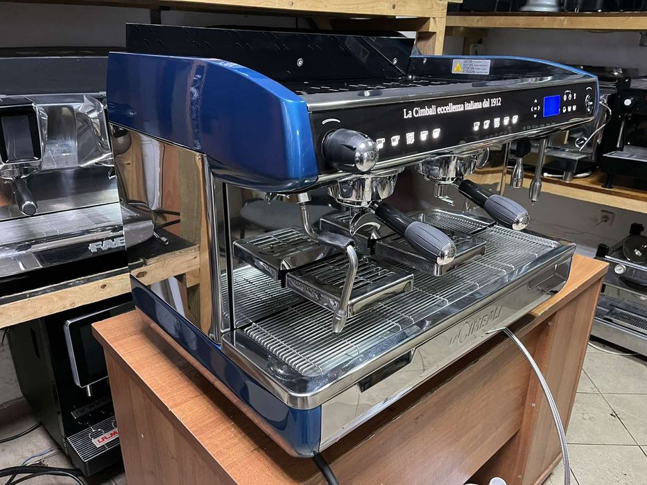 Кофемашина профессиональная La cimbali m34