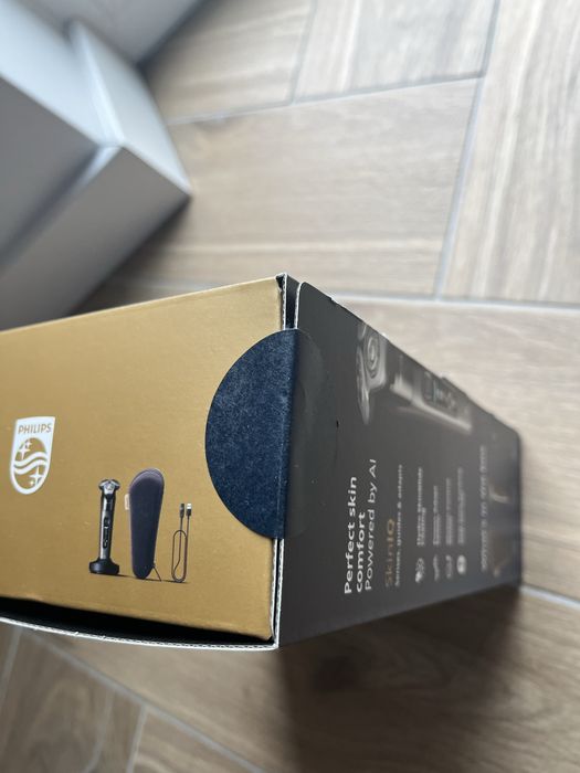 Golarka Philips i9000