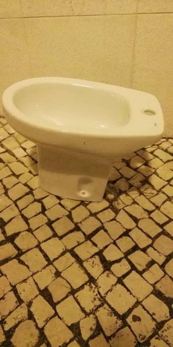 Vendo bidé da marca ROCA