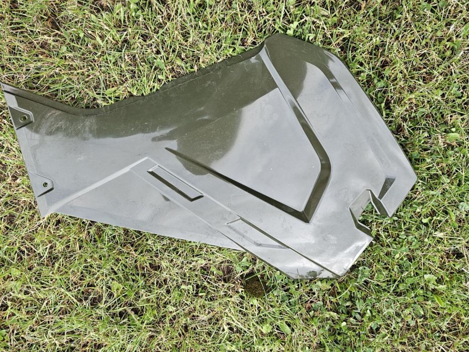 Polaris sportsman 570 boczek osłona owiewka prawa panel obudowa silnik