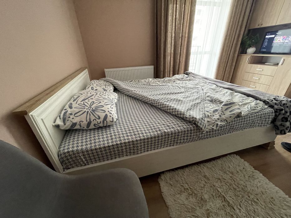 Подобову 1кім. квартира, люкс, в новобудові біля ж.д вокзалу