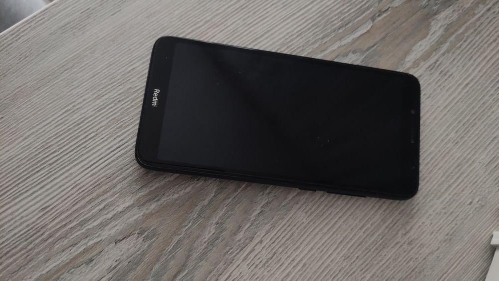 Xiaomi Redmi 7A 2/32 чехол + скло