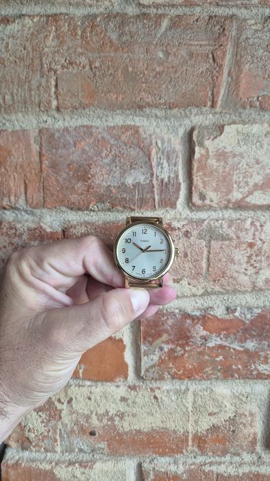 Damski  zegarek TIMEX  w kolorze złotym