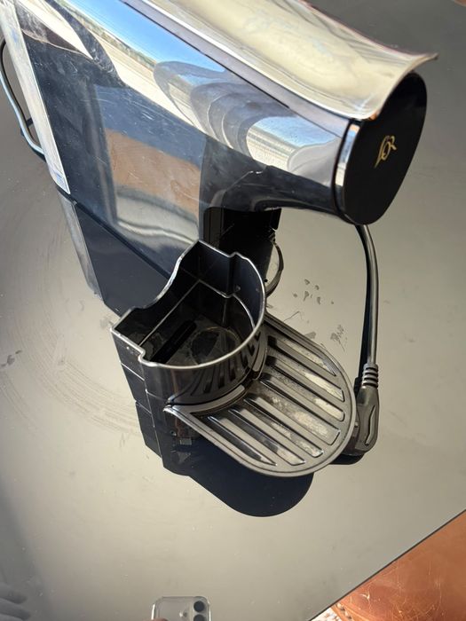 OLX:

Máquina de Café Delta Q Qool Evolution – Excelente Estado