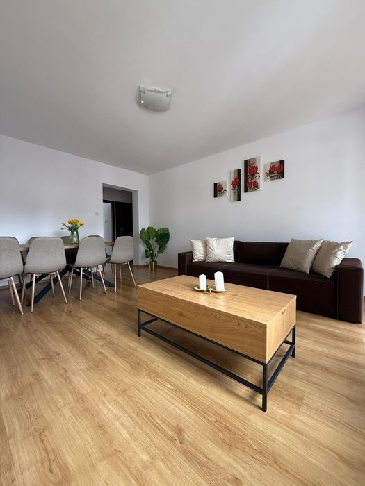 4 pok. przestronne mieszkanie ul. Gromskiego 8