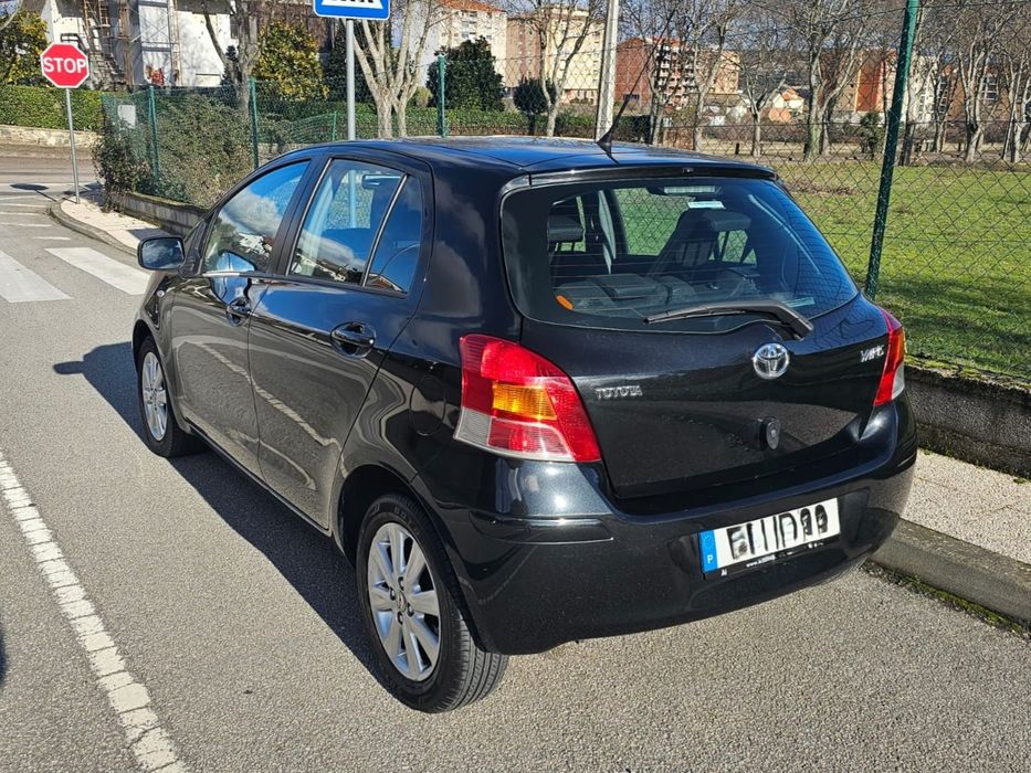 Toyota Yaris - Excelente estado
