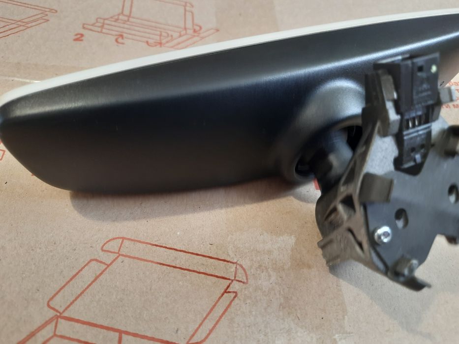 Зеркало VW заднього виду з автозатемненням