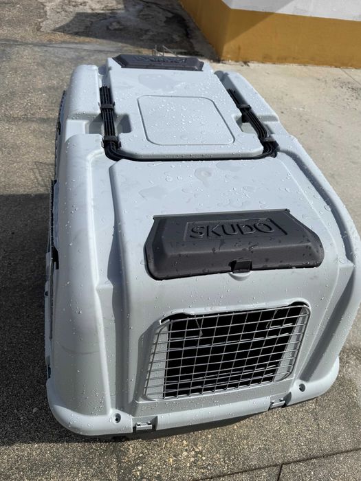 Caixa Transporte Aéreo Cães SKUDO 8 IATA 118x80x88 – Como Nova