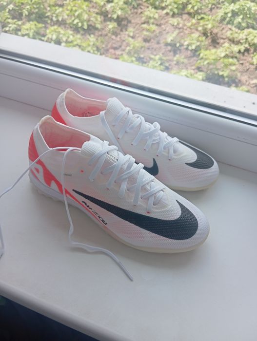 Сороконіжки Nike Air Zoom