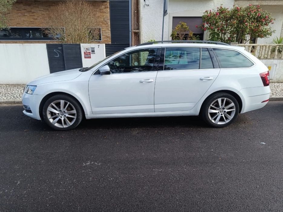 Skoda Octávia 1.6 110 CVL