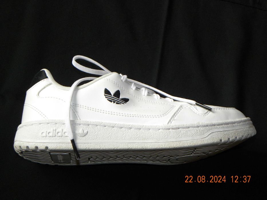 Buty sportowe damskie adidas; rozmiar: 36,5/4UK