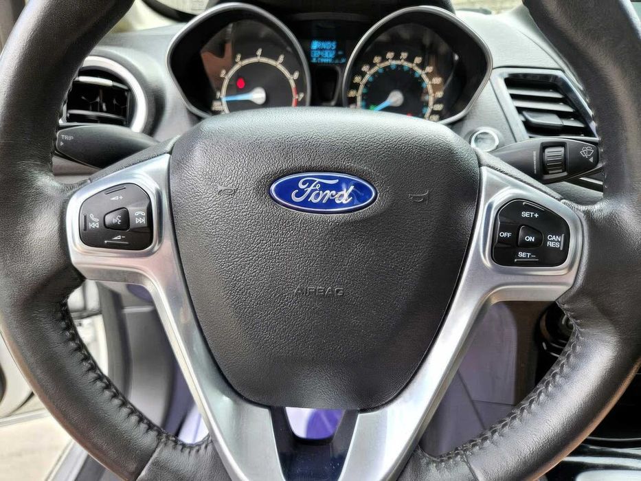 Ford Fiesta ST      2017