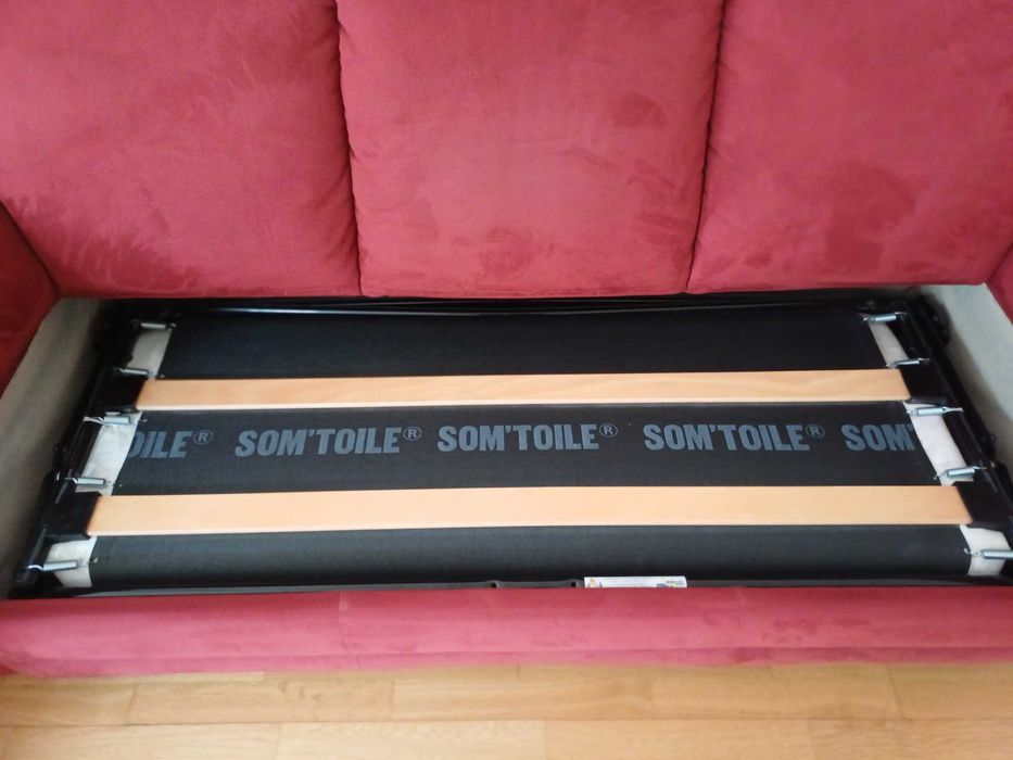 Zestaw wypoczynkowy: 3-osobowa rozkładana kanapa i fotel